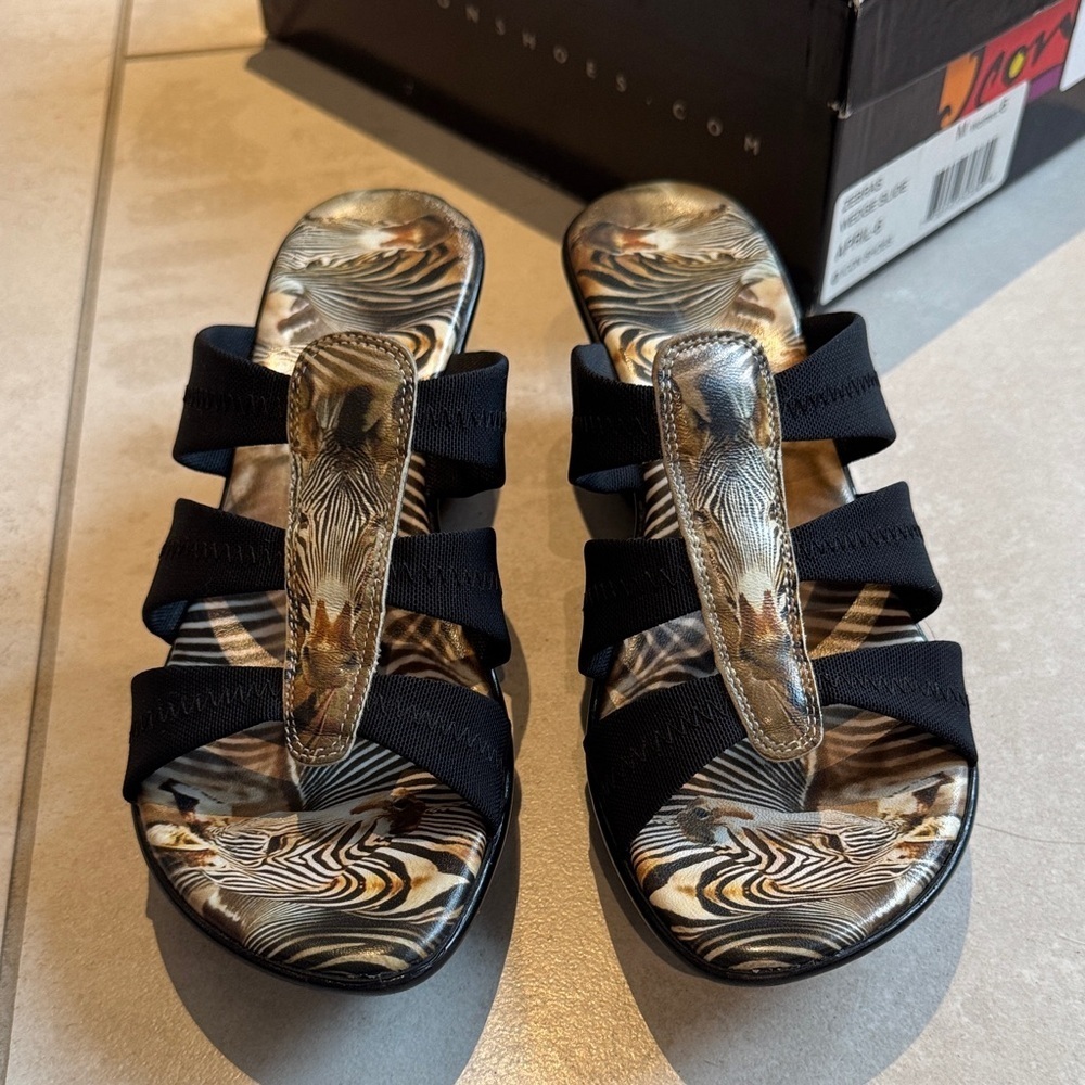 Icon art leather Zebras Women's Wedge slide Sandals sz 6 - Picture 2 of 8